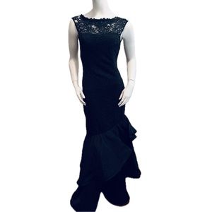 Elegant Black Lace Evening Gown